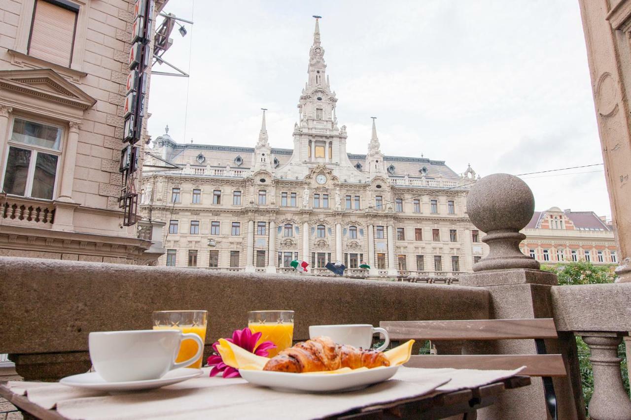 New York Palace View Apartment ブダペスト エクステリア 写真