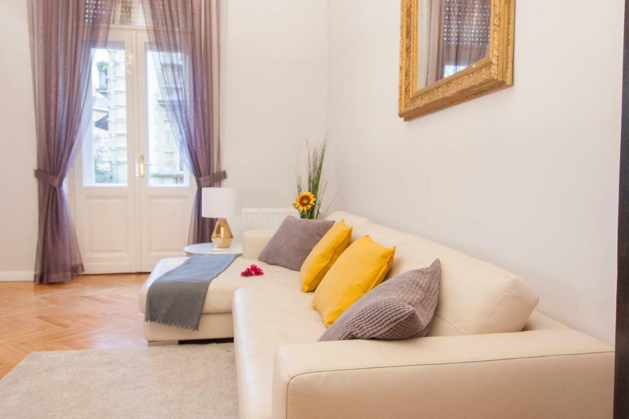 New York Palace View Apartment ブダペスト エクステリア 写真